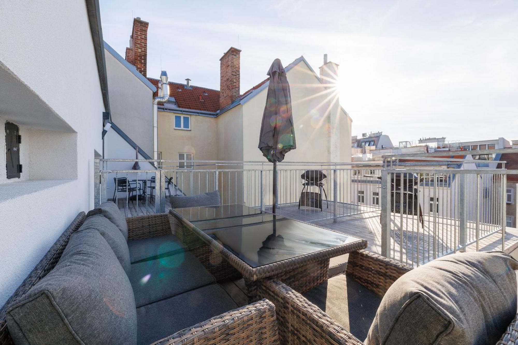 Symphony Apartments 41 - Modern Loft With Terrace And Grill In Central Location Vienna Exterior photo