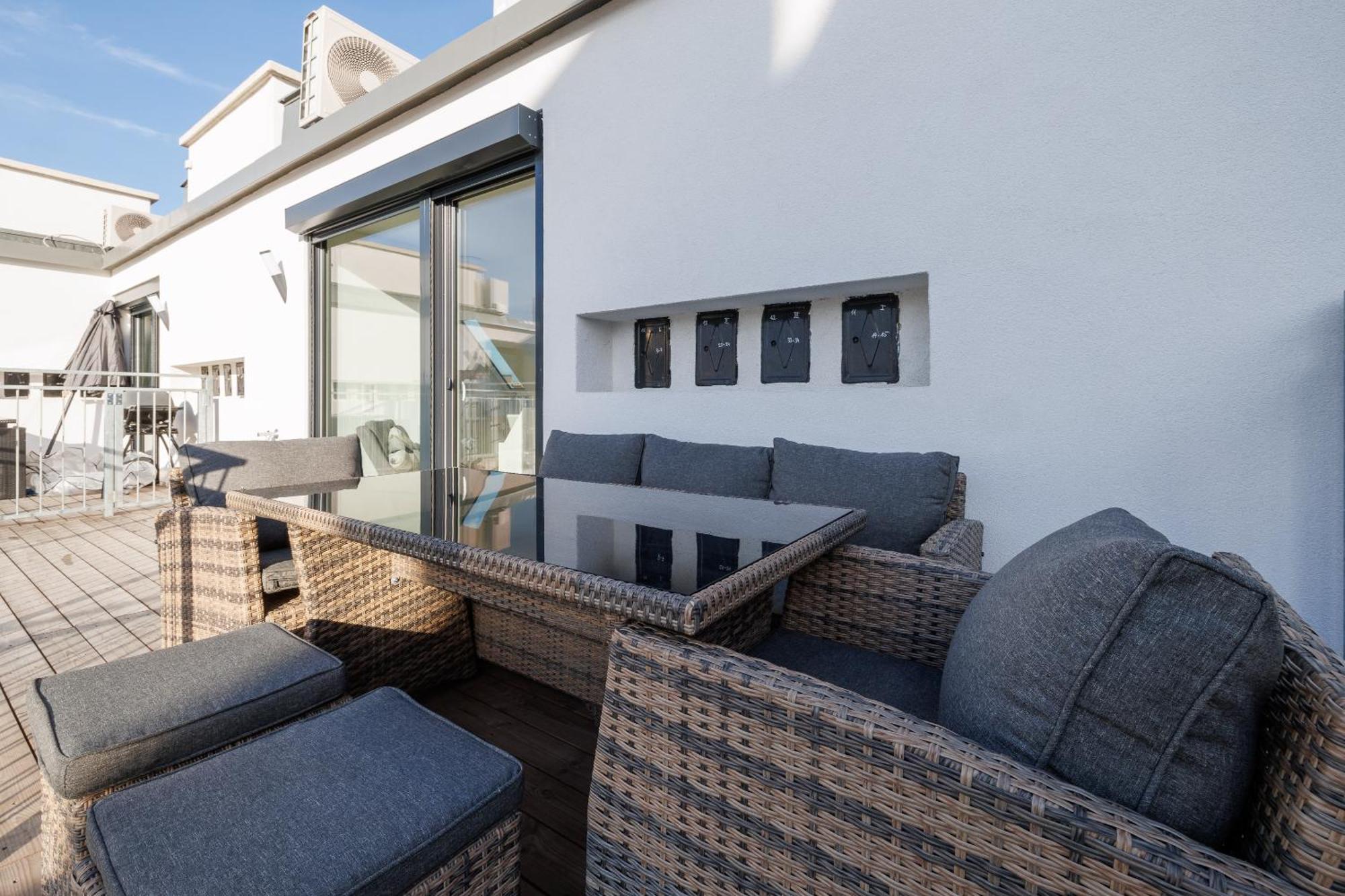 Symphony Apartments 41 - Modern Loft With Terrace And Grill In Central Location Vienna Exterior photo