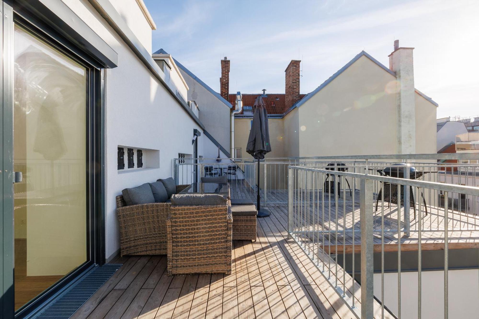 Symphony Apartments 41 - Modern Loft With Terrace And Grill In Central Location Vienna Exterior photo